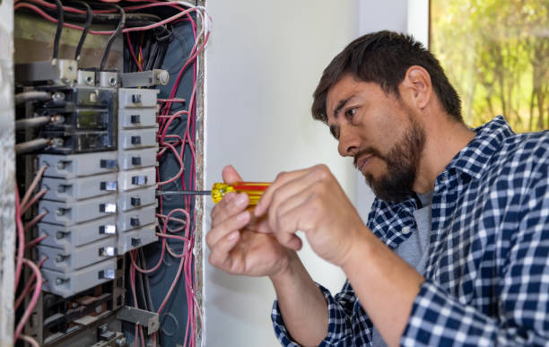 Best Electrical Troubleshooting Services  in Dearborn Heights, MI
